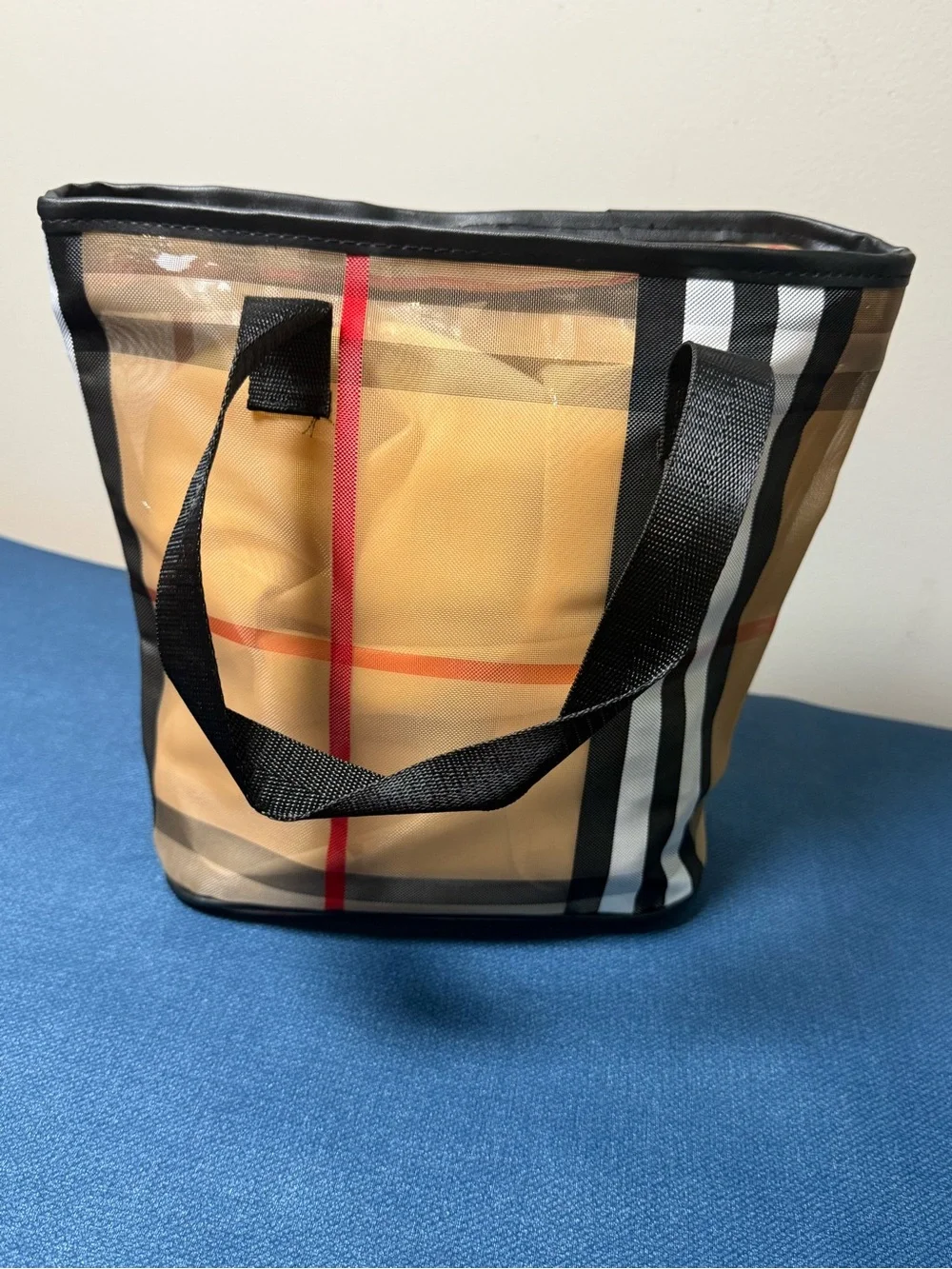 Plaid Tote hand Bag in Beige and Black – Classic Designer-Inspired Style new
